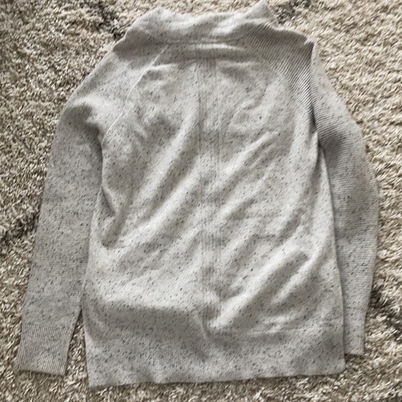 Athleta cashmere sweater. In like new condition… - Picture 4 of 6